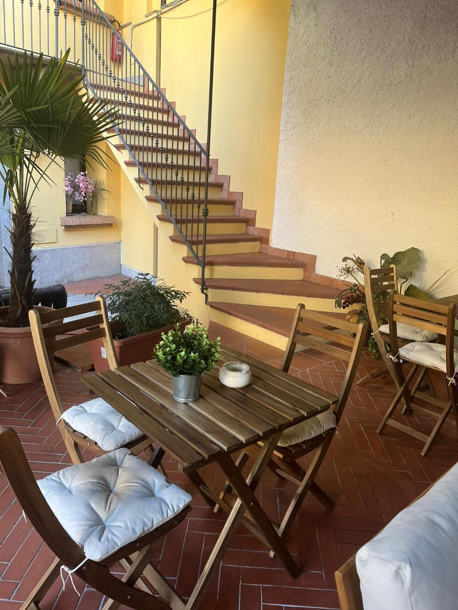 Monolocale Elvira Abbadesse Guest House ミラノ エクステリア 写真