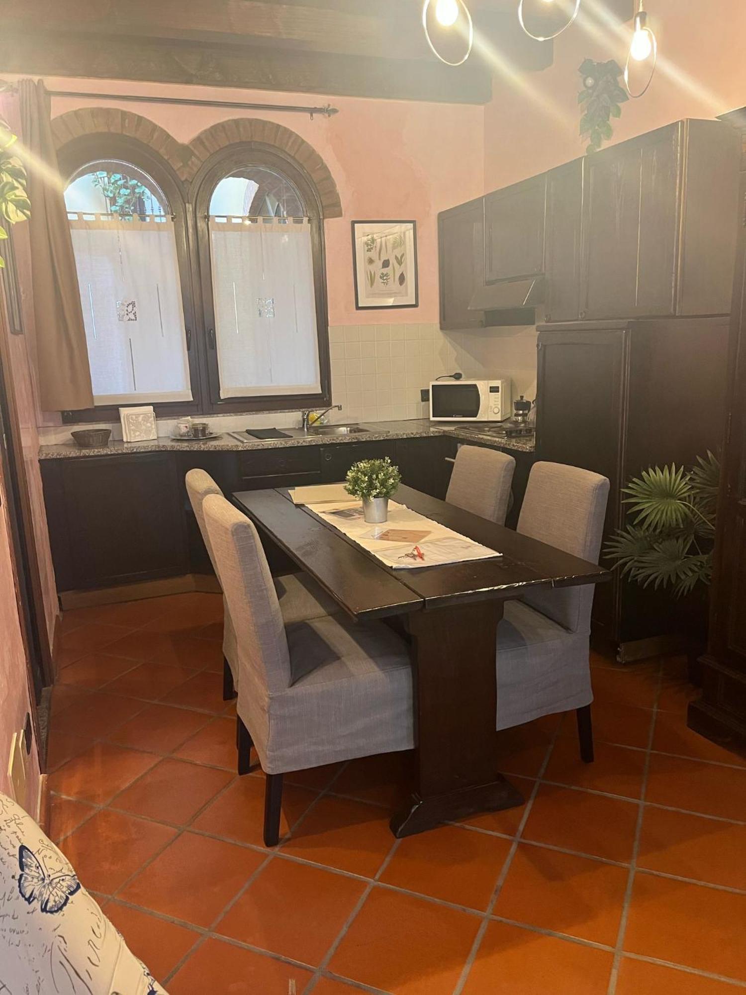Monolocale Elvira Abbadesse Guest House ミラノ エクステリア 写真